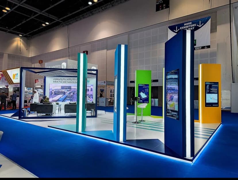 Top Industries Benefiting from Custom Kiosks in Riyadh & Jeddah